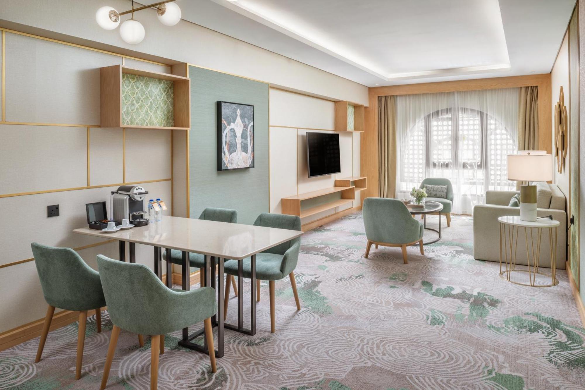 אל-מדינה Taiba Suites Madinah מראה חיצוני תמונה